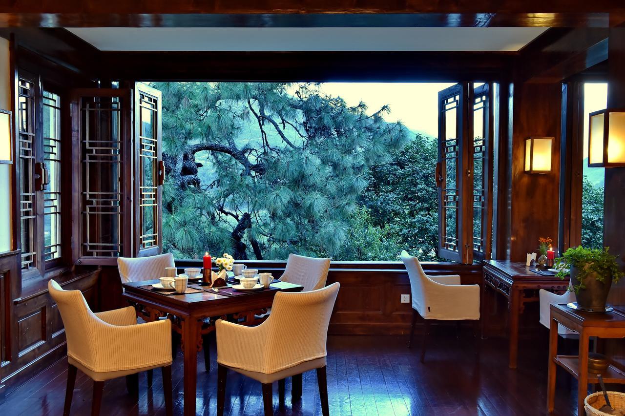 Songtsam Tacheng Lodge Deqen Bagian luar foto