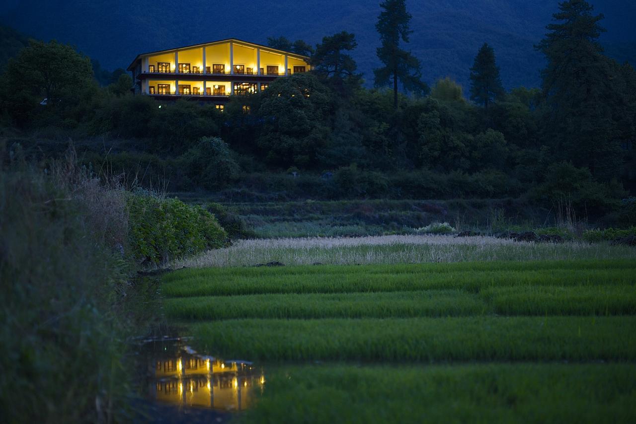 Songtsam Tacheng Lodge Deqen Bagian luar foto