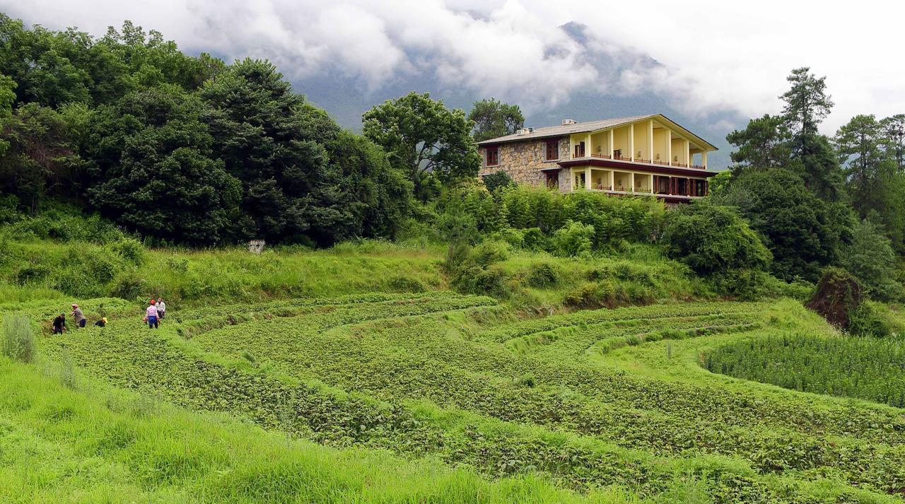 Songtsam Tacheng Lodge Deqen Bagian luar foto